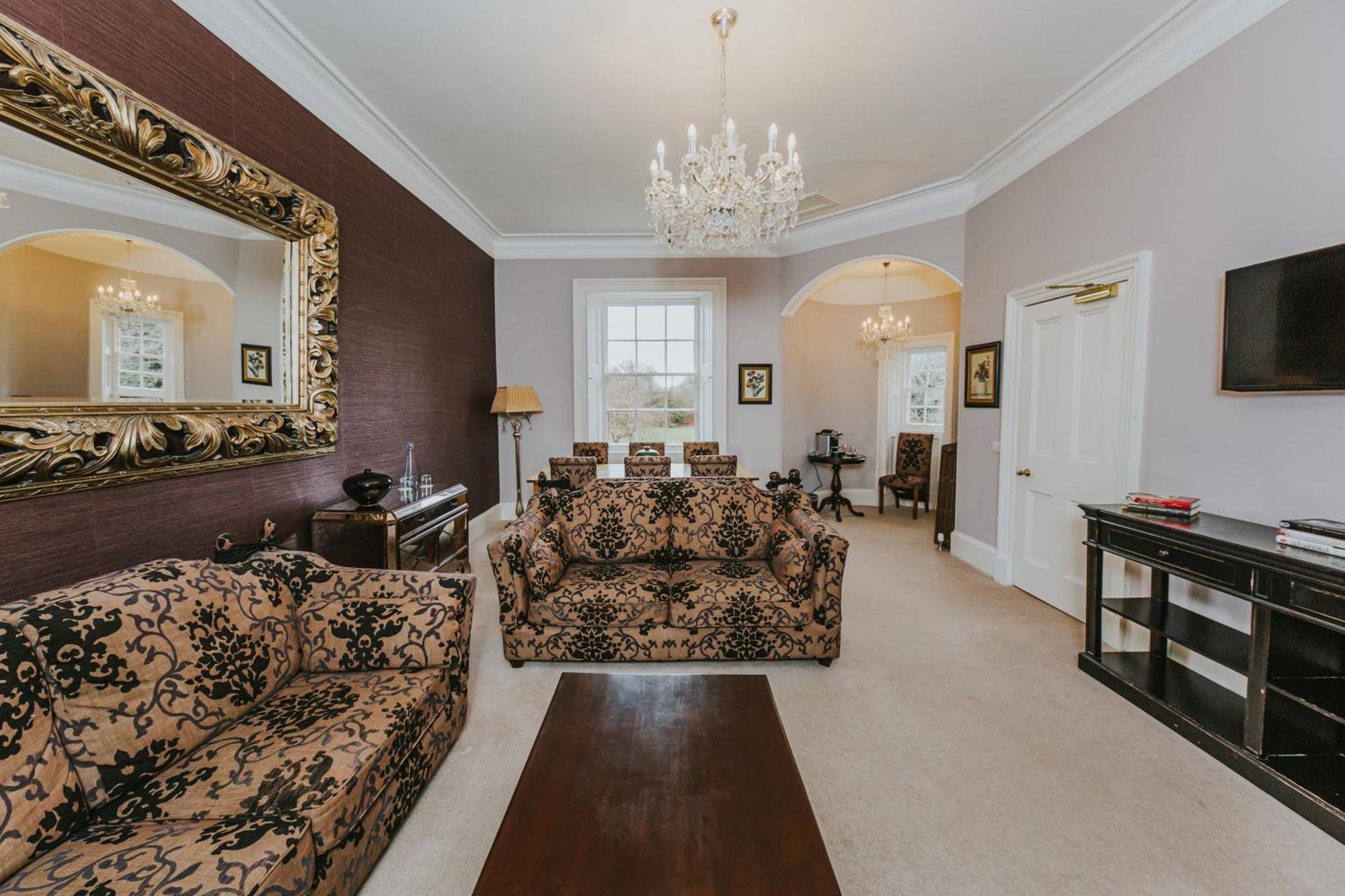 Гостевой дом Carberry Tower Mansion House And Estate Массельбург Экстерьер фото
