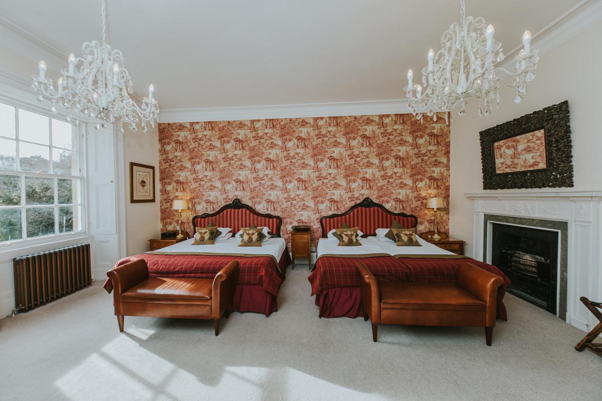 Гостевой дом Carberry Tower Mansion House And Estate Массельбург Экстерьер фото
